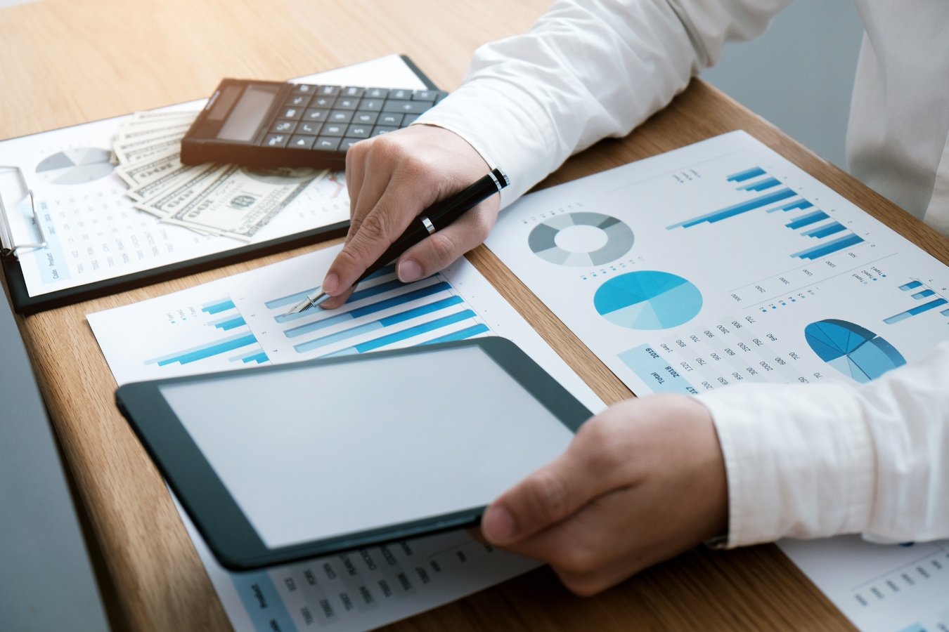 Banking & Financial Services